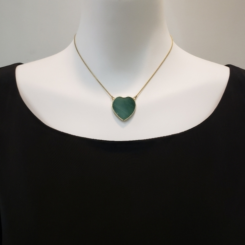 VINTAGE BC Jade Sweet Heart  Gold Tone Necklace